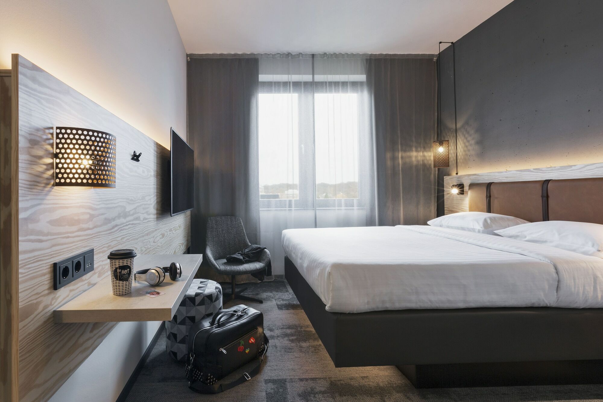 Moxy Frankfurt Airport Kelsterbach Hotel Екстериор снимка